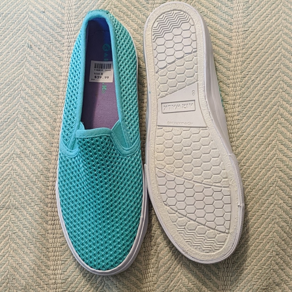 Airwalk Teal Slip-On Shoes